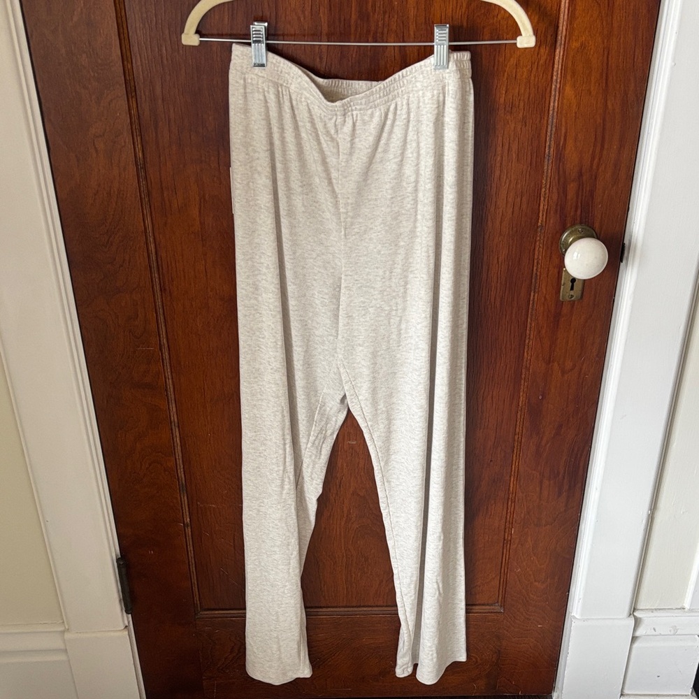 Aritzia Light Beige Wide-Leg Lounge Pants
